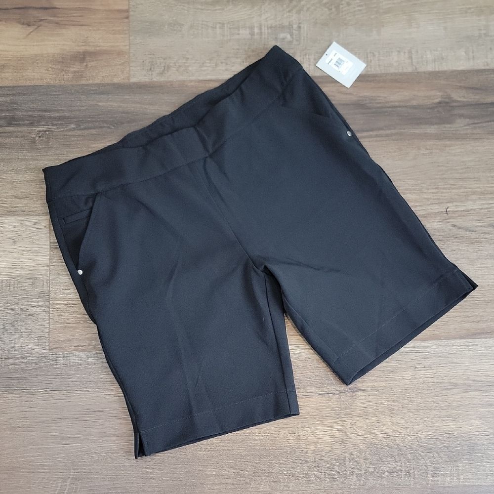 Page & Tuttle Black Women's Performance Shorts NWT Size L